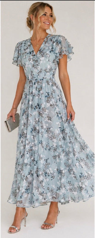 Willow & Mae™ | Glamorous dress that covers the belly