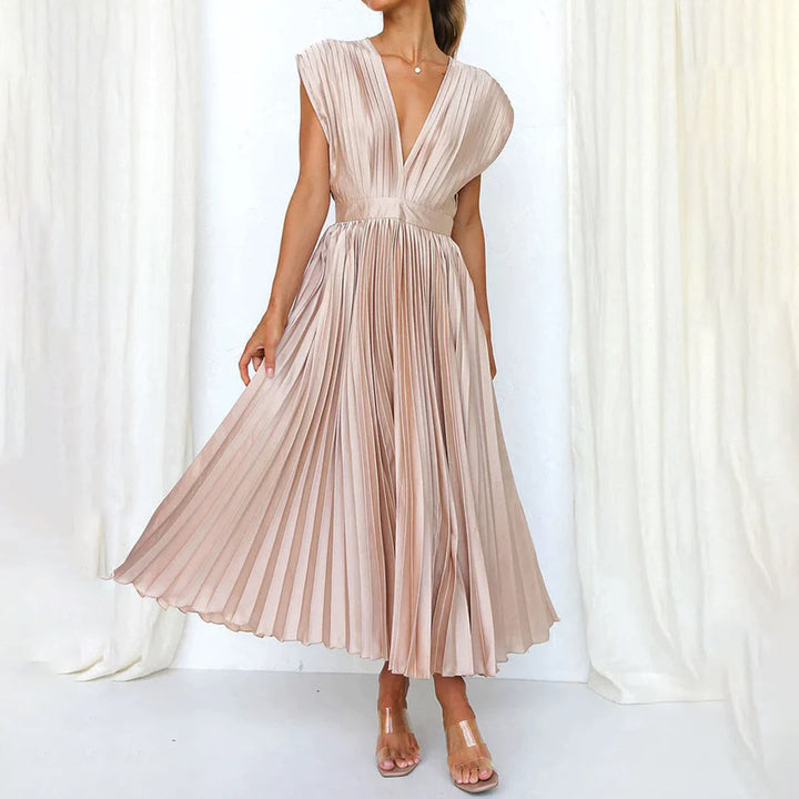 Willow & Mae™ | Timeless Pleated Midi Dress