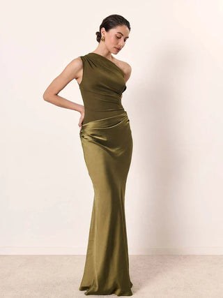 Willow & Mae | Maxi Dress with a Guilt in Satin