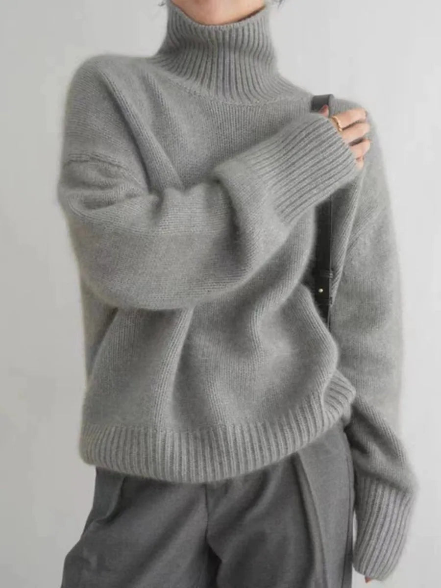 Charlotte | Soft Turtle Neck Sweater