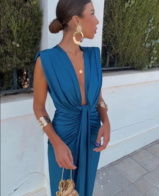 Willow & Mae™ | Elegant Pleated Dress