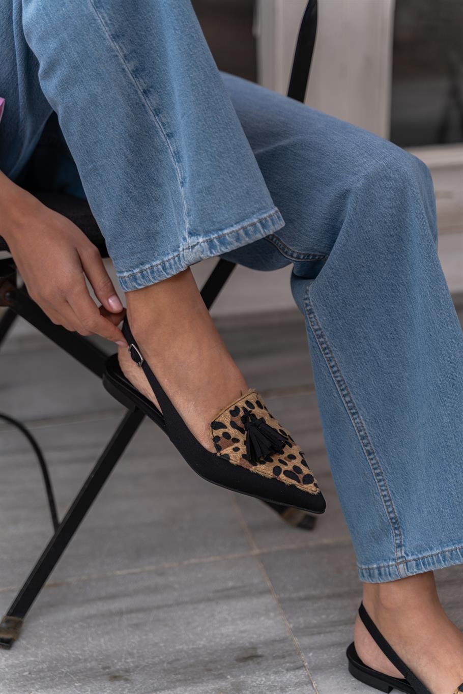 Valentina | Elegant Leopard Flats